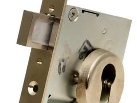 ОМЕГА  ЗВ1 (квад. риг.)  замок врезной цилиндровый /Димитровград/