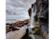 E1-014водопад в камнях