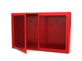 Щит пожарный метал. закрытый двери с сеткой ЩПЗ (1300х700х300)