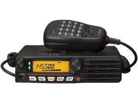 Автомобильная радиостанция Yaesu FTM-3100R