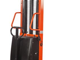 Штабелер гидравлический с электроподъемом TOR 10/20, 1 т 2,0 м (CTD)