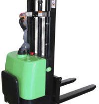 QDA15EM35 Штабелер электрический (1.5Тх3.5м) 550x1070мм, АКБ 24В/85А/Ч, с платформой оператора, без ограничителей