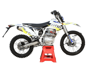 Мотоцикл кроссовый эндуро AVANTIS FX 250 LUX (PR250/172FMM-5, ВОЗД.ОХЛ.) ПТС