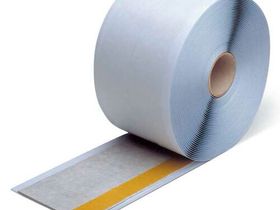 Лента бутиловая герметизирующая оконная РОБИБАНД, флис (1,2 мм Х 100 мм Х 25 м)