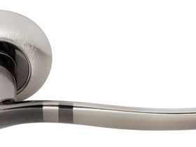 MH-04 SN/BN (бел.никель/черн.никель) Ручка дверная "Фонтан" 1/20 "Morelli"