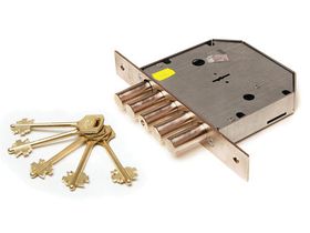 1.06.01 ГРАНИТ Замок врезной (2-41) 5ригелей