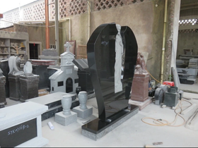 Памятники из мраморной крошки 