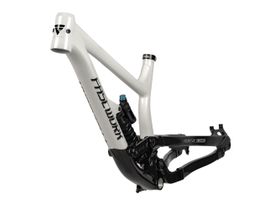 Рама FASTWORK F200. 27.5+/29ER. Белый-Черный (S)